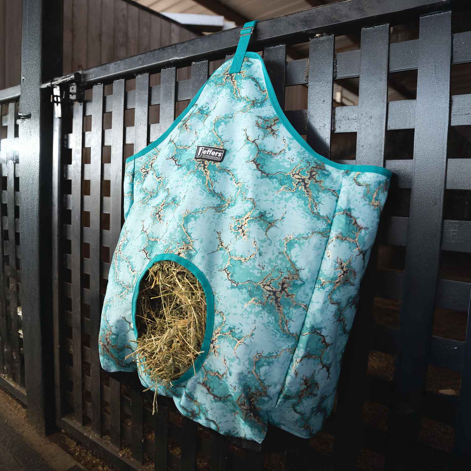 Jeffers Expression Top Loading Hay Bag, 600 Denier