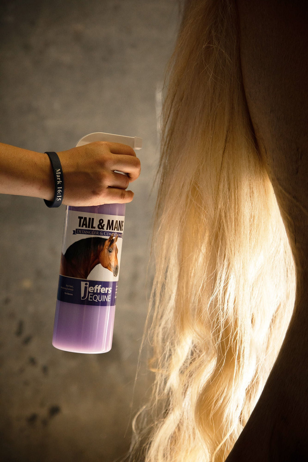 Jeffers Equine Tail & Mane Detangler and Conditioner for Horses